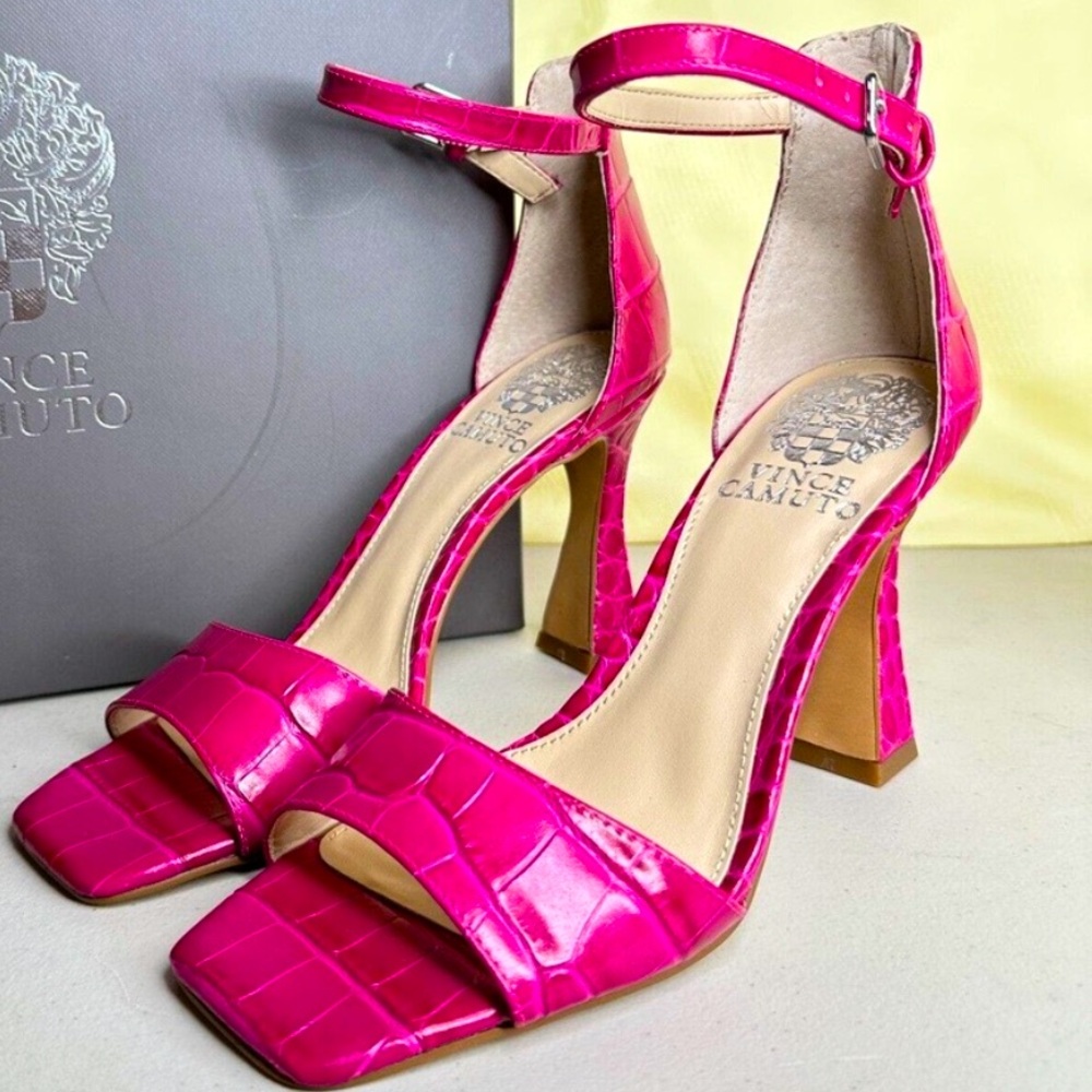 VINCE CAMUTO DEEP PINK MAGENTA FLARED STILETTO HEELS ANKLE STRAPS SIZE 9M